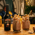 🍸😍 Descubre la inolvidable experiencia Baileys: la combinación perfecta entre sabor y diversión 🎉🍹