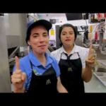 🌍🇪🇨 Descubre la increíble #McExperiencia Ecuador: ¡Sorpresas gastronómicas y aventuras sin límites! 🍔🌮🌄