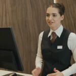 👩‍💼🏨 Sin experiencia: Cómo convertirse en un excelente recepcionista de hotel